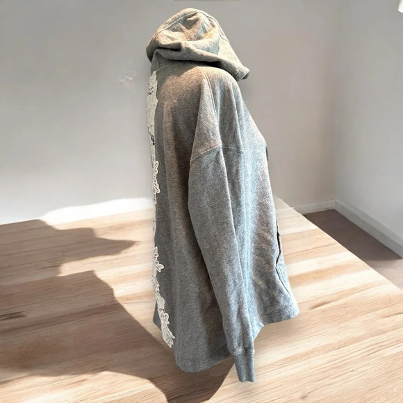 Mono b Women's Sweatshirt Hoodie Small/ Medium Heather Grey  Lace Crochet Accent - Picture 5 of 8